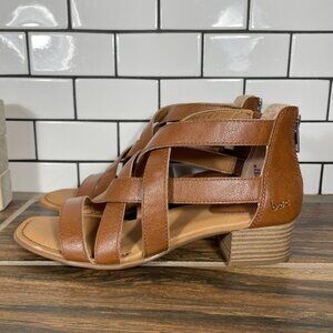 Born BOC Shoes Womens Size 6 Light Brown Open Toe Rear Zip Strappy Sandals